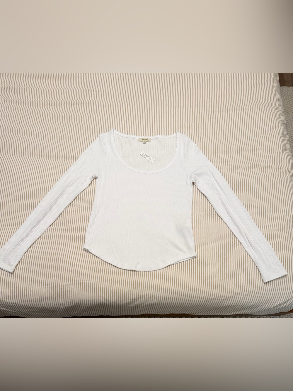NWT Madewell Pointelle Long-Sleeve Scoopneck Tee - Picture 2 of 5